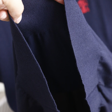 🔥BC.26夏季新品!时尚男士经典翻领半开扣短袖👍门襟搭配三颗纽扣,袖口处带有细巧的撞色包边,衣身一侧点 🔥BC.26夏季新品!时尚男士经典翻领半开扣短袖👍门襟搭配三颗纽扣,袖口处带有细巧的撞色包边,衣身一侧点