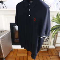 🔥BC.26夏季新品!时尚男士经典翻领半开扣短袖👍门襟搭配三颗纽扣,袖口处带有细巧的撞色包边,衣身一侧点 🔥BC.26夏季新品!时尚男士经典翻领半开扣短袖👍门襟搭配三颗纽扣,袖口处带有细巧的撞色包边,衣身一侧点