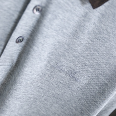 🔥Loro piana.26夏季新品!时尚男士百搭撞色条纹翻领设计,前襟搭配三颗纽扣,衣身剪裁规整合身, 🔥Loro piana.26夏季新品!时尚男士百搭撞色条纹翻领设计,前襟搭配三颗纽扣,衣身剪裁规整合身,