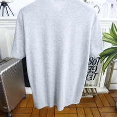 🔥Loro piana.26夏季新品!时尚男士百搭撞色条纹翻领设计,前襟搭配三颗纽扣,衣身剪裁规整合身, 🔥Loro piana.26夏季新品!时尚男士百搭撞色条纹翻领设计,前襟搭配三颗纽扣,衣身剪裁规整合身,