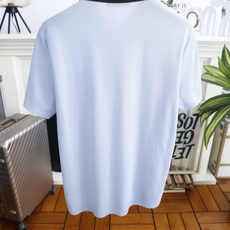 🔥Loro piana.26夏季新品!时尚男士百搭撞色条纹翻领设计,前襟搭配三颗纽扣,衣身剪裁规整合身, 🔥Loro piana.26夏季新品!时尚男士百搭撞色条纹翻领设计,前襟搭配三颗纽扣,衣身剪裁规整合身,