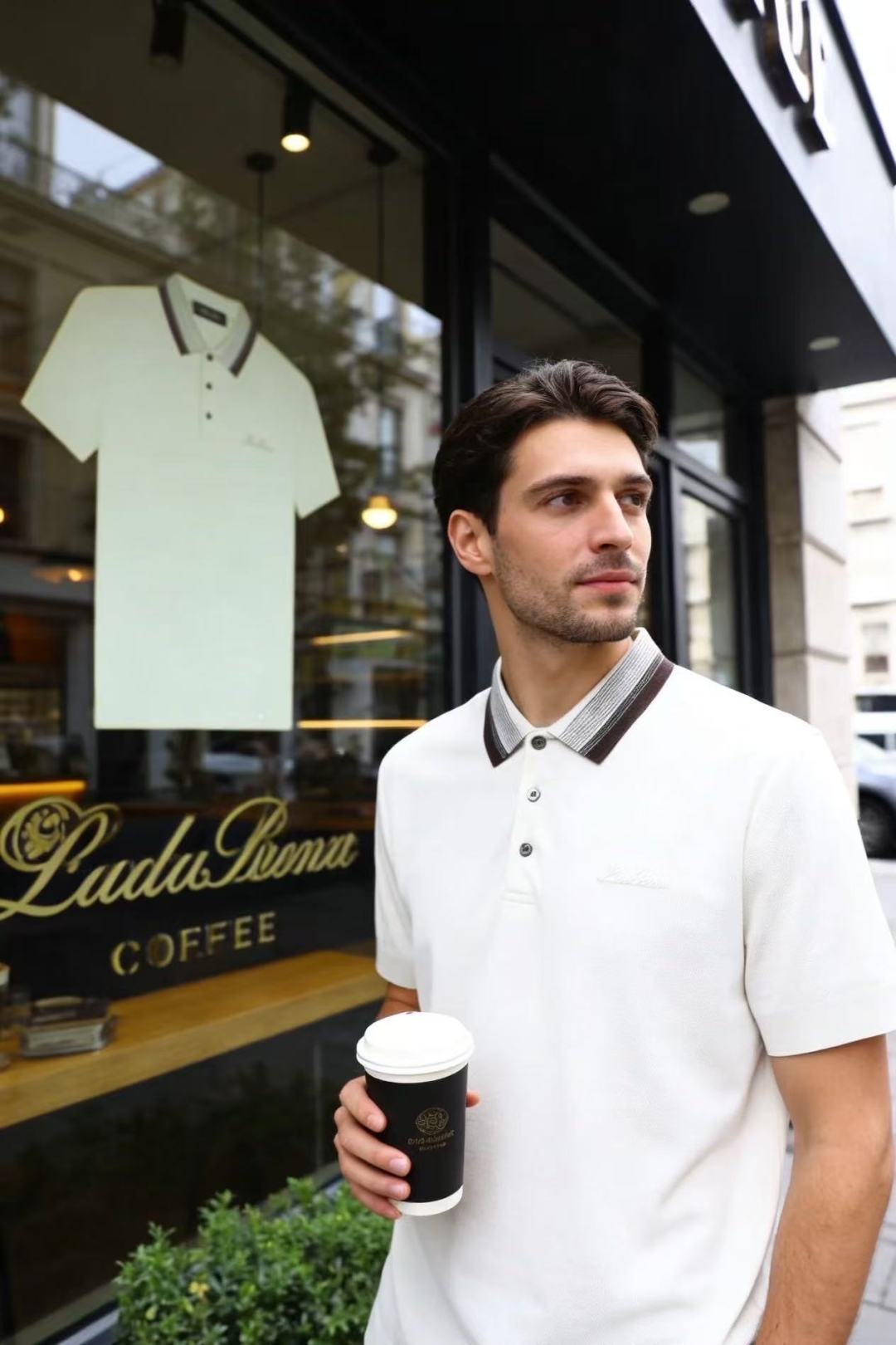 🔥Loro piana.26夏季新品！时尚男士百搭撞色条纹翻领设计，前襟搭配三颗纽扣，衣身剪裁规整合身，