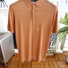 🔥Loro piana.26夏季新品!时尚男士百搭短袖👍简约平整翻领搭配三粒扣短门襟,袖口与下摆采用窄边 🔥Loro piana.26夏季新品!时尚男士百搭短袖👍简约平整翻领搭配三粒扣短门襟,袖口与下摆采用窄边