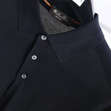 🔥Loro piana.26夏季新品!时尚男士百搭短袖👍简约平整翻领搭配三粒扣短门襟,袖口与下摆采用窄边 🔥Loro piana.26夏季新品!时尚男士百搭短袖👍简约平整翻领搭配三粒扣短门襟,袖口与下摆采用窄边