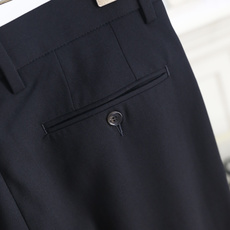 🔥Loro piana.26夏季新品!时尚男士百搭休闲长裤👍单褶设计西裤搭配标准腰头与单颗扣门襟,侧边设 🔥Loro piana.26夏季新品!时尚男士百搭休闲长裤👍单褶设计西裤搭配标准腰头与单颗扣门襟,侧边设