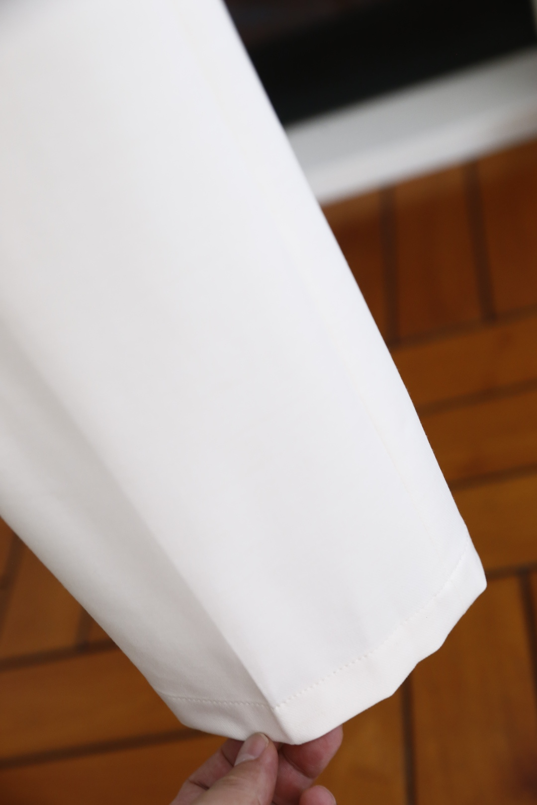 🔥Loro piana.26夏季新品！时尚男士百搭休闲长裤👍单褶设计西裤搭配标准腰头与单颗扣门襟，侧边设