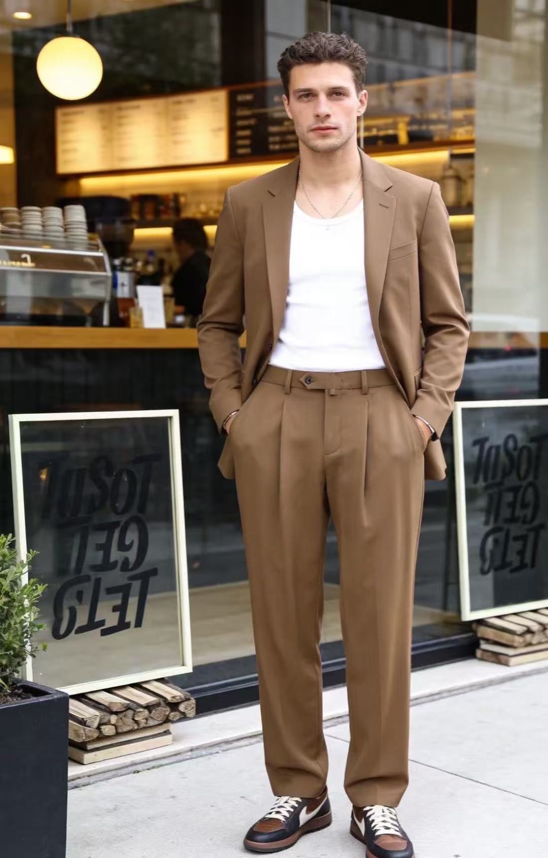 🔥Loro piana.26夏季新品！时尚男士百搭休闲长裤👍单褶设计西裤搭配标准腰头与单颗扣门襟，侧边设