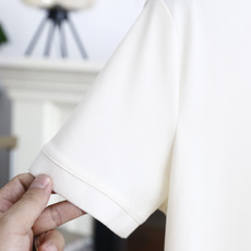 🔥Loro piana. 26夏季新品,时尚轻奢大牌气质男士短袖Polo衫,撞色条纹点缀翻领,简约V型门襟利落大气。胸口 🔥Loro piana. 26夏季新品,时尚轻奢大牌气质男士短袖Polo衫,撞色条纹点缀翻领,简约V型门襟利落大气。胸口