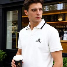 🔥Loro piana. 26夏季新品,时尚轻奢大牌气质男士短袖Polo衫,撞色条纹点缀翻领,简约V型门襟利落大气。胸口 🔥Loro piana. 26夏季新品,时尚轻奢大牌气质男士短袖Polo衫,撞色条纹点缀翻领,简约V型门襟利落大气。胸口