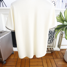 🔥Loro piana. 26夏季新品,时尚男士轻奢大牌风短袖Polo衫,领口与袖口点缀撞色条纹细节,简约门襟设计干净利 🔥Loro piana. 26夏季新品,时尚男士轻奢大牌风短袖Polo衫,领口与袖口点缀撞色条纹细节,简约门襟设计干净利