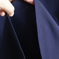 🔥Loro piana. 26夏季新品,时尚男士轻奢大牌风短袖Polo衫,领口与袖口点缀撞色条纹细节,简约门襟设计干净利 🔥Loro piana. 26夏季新品,时尚男士轻奢大牌风短袖Polo衫,领口与袖口点缀撞色条纹细节,简约门襟设计干净利