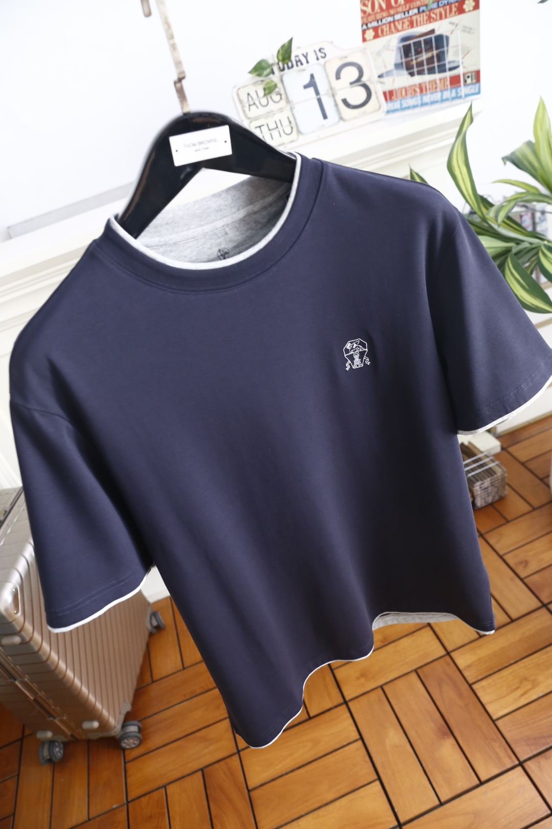 🔥BC. 26夏季新品!时尚男士轻奢短袖T恤,大牌风假两件撞色包边设计层次感十足,胸口精致刺绣标识低调凸显辨识度,利落宽 🔥BC. 26夏季新品!时尚男士轻奢短袖T恤,大牌风假两件撞色包边设计层次感十足,胸口精致刺绣标识低调凸显辨识度,利落宽