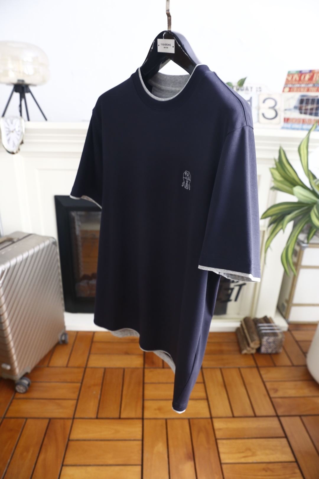 🔥BC. 26夏季新品!时尚男士轻奢短袖T恤,大牌风假两件撞色包边设计层次感十足,胸口精致刺绣标识低调凸显辨识度,利落宽 🔥BC. 26夏季新品!时尚男士轻奢短袖T恤,大牌风假两件撞色包边设计层次感十足,胸口精致刺绣标识低调凸显辨识度,利落宽