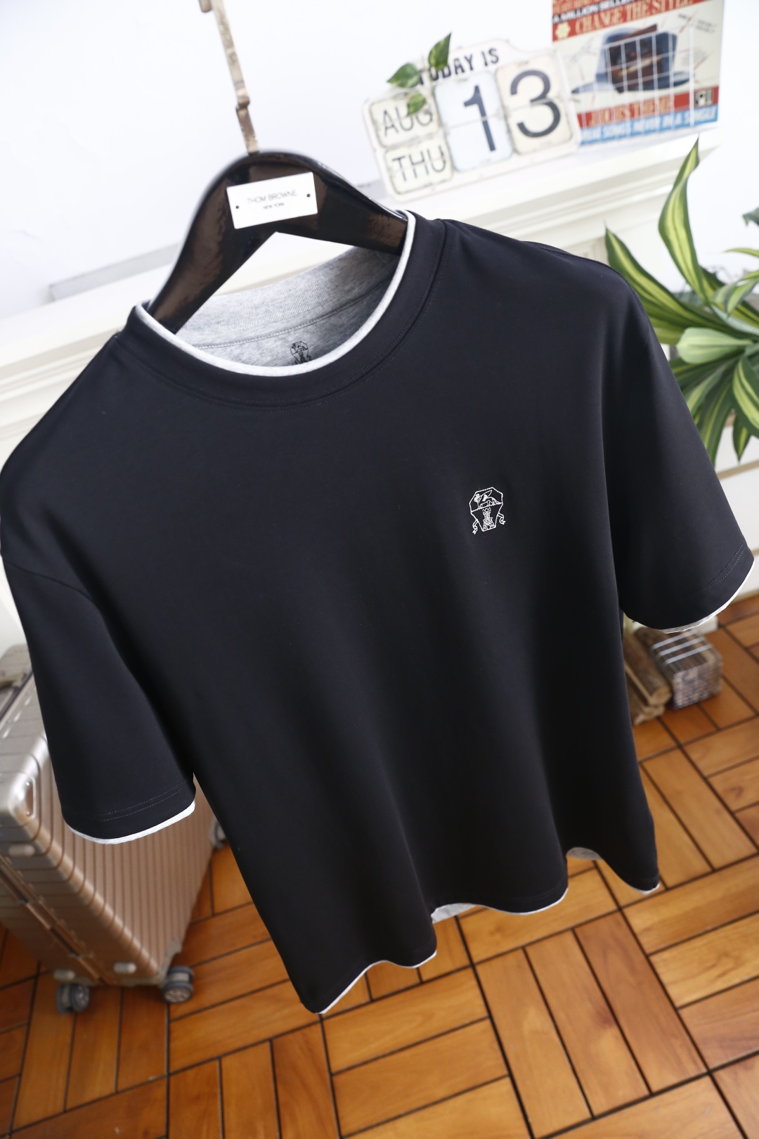 🔥BC. 26夏季新品！时尚男士轻奢短袖T恤，大牌风假两件撞色包边设计层次感十足，胸口精致刺绣标识低调凸显辨识度，利落宽