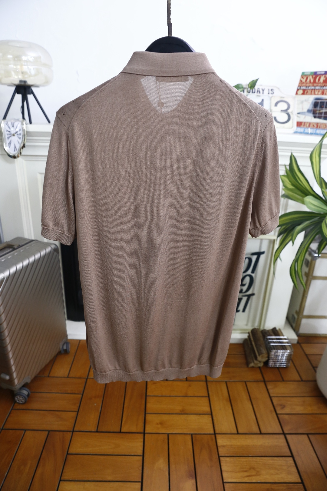 🔥Loro piana. 26夏季新品🆕时尚男士轻奢针织Polo衫,意式大牌翻领版型格调雅致,全身竖纹镂空肌理富有层次感 🔥Loro piana. 26夏季新品🆕时尚男士轻奢针织Polo衫,意式大牌翻领版型格调雅致,全身竖纹镂空肌理富有层次感