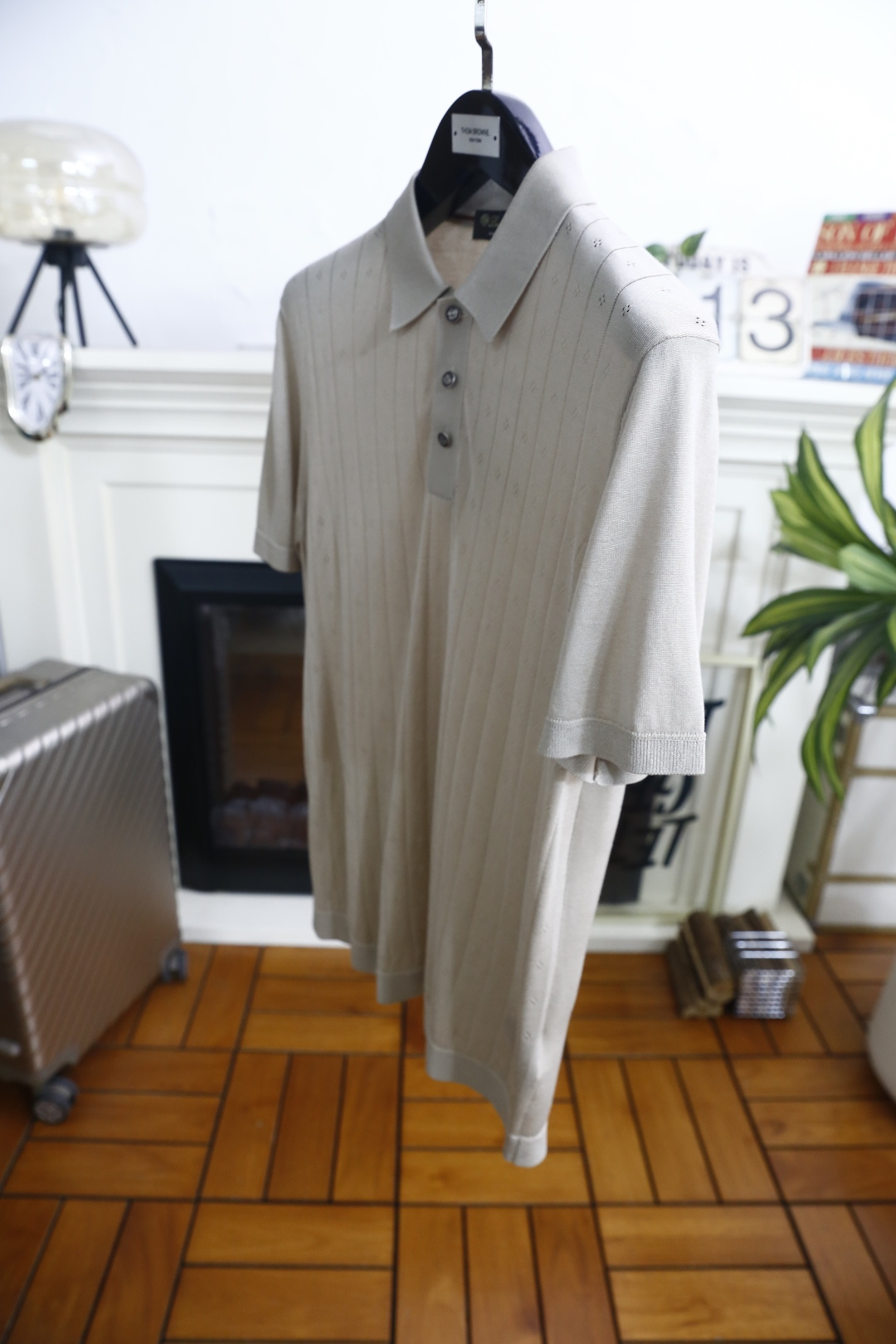 🔥Loro piana. 26夏季新品🆕时尚男士轻奢针织Polo衫，意式大牌翻领版型格调雅致，全身竖纹镂空肌理富有层次感