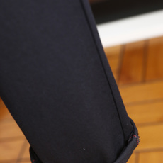 🔥Loro Piana. 26夏季新品!时尚男士百搭休闲长裤👍经典五袋式裤型搭配标准腰袢设计,后腰配有皮质标牌装饰,后袋 🔥Loro Piana. 26夏季新品!时尚男士百搭休闲长裤👍经典五袋式裤型搭配标准腰袢设计,后腰配有皮质标牌装饰,后袋