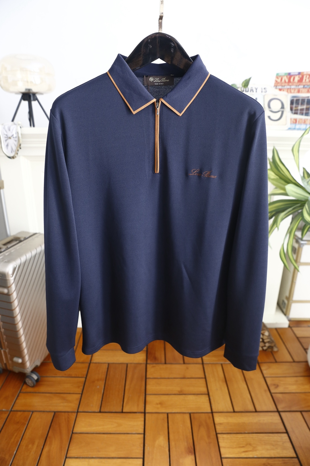 🔥Loro Piana. 26秋冬新款！时尚男士长袖Polo衫，撞色包边翻领搭配半拉链门襟，胸口精致手写刺绣标识低调雅致