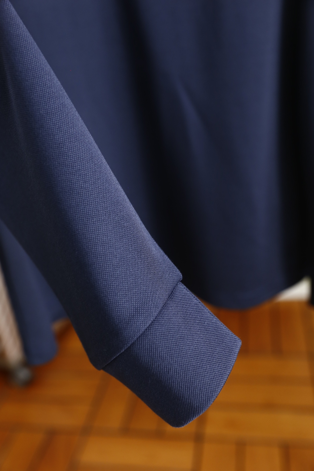 🔥Loro Piana. 26秋冬新款！时尚男士长袖Polo衫，撞色包边翻领搭配半拉链门襟，胸口精致手写刺绣标识低调雅致