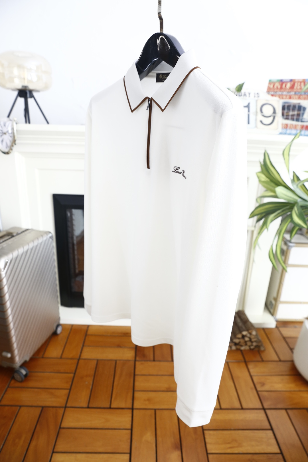 🔥Loro Piana. 26秋冬新款！时尚男士长袖Polo衫，撞色包边翻领搭配半拉链门襟，胸口精致手写刺绣标识低调雅致