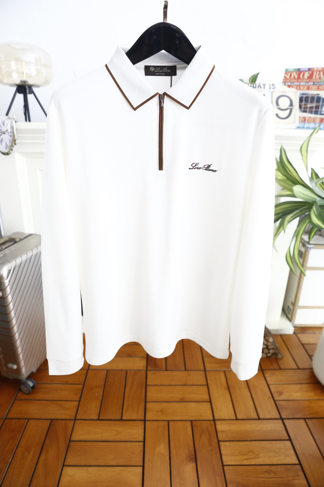 🔥Loro Piana. 26秋冬新款！时尚男士长袖Polo衫，撞色包边翻领搭配半拉链门襟，胸口精致手写刺绣标识低调雅致