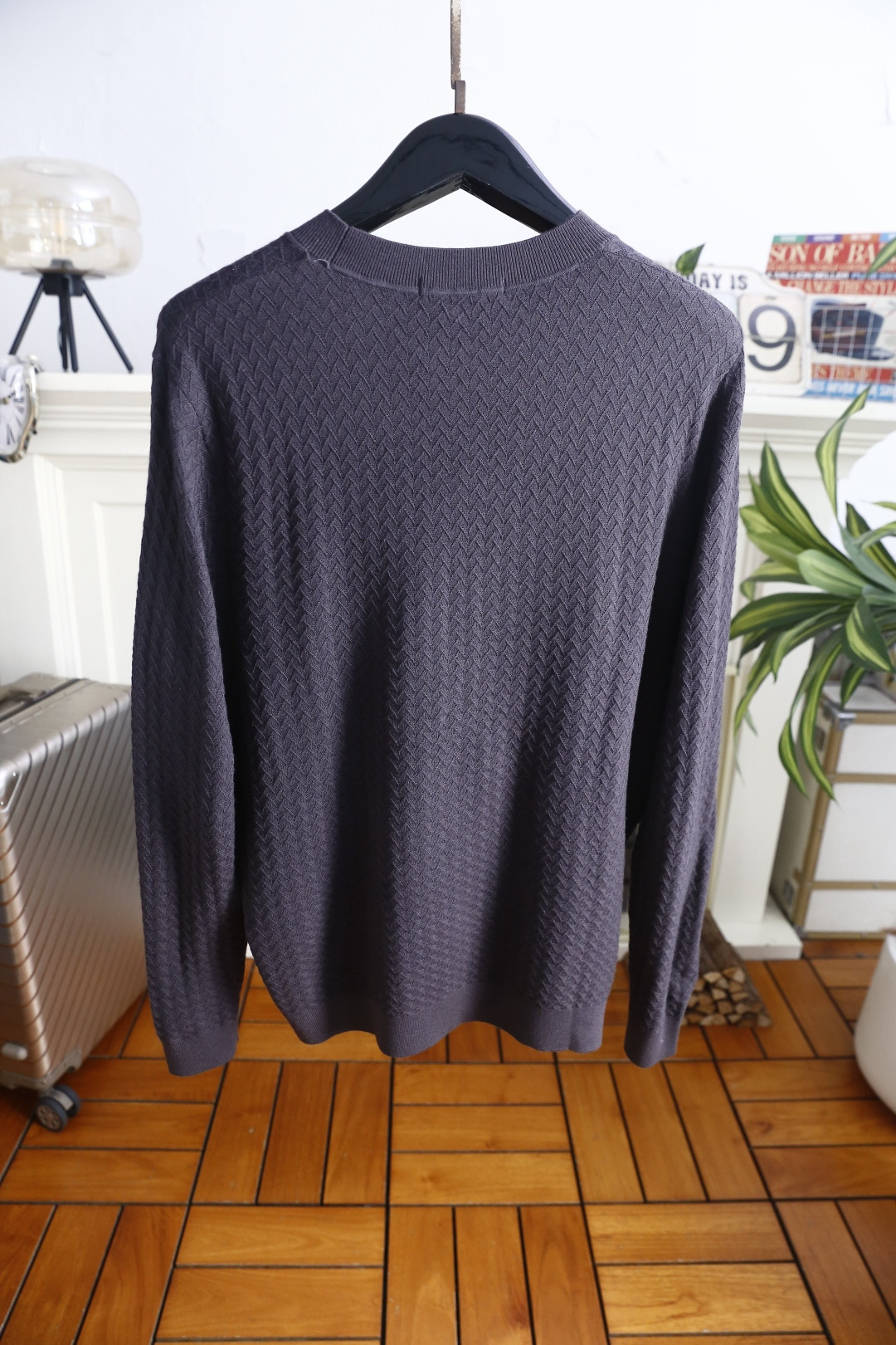 🔥Loro Piana. 26秋冬新款！时尚男士半高领针织衫，面料含绵羊毛，衣身精致立体菱格提花纹理，肌理层次饱满耐看。