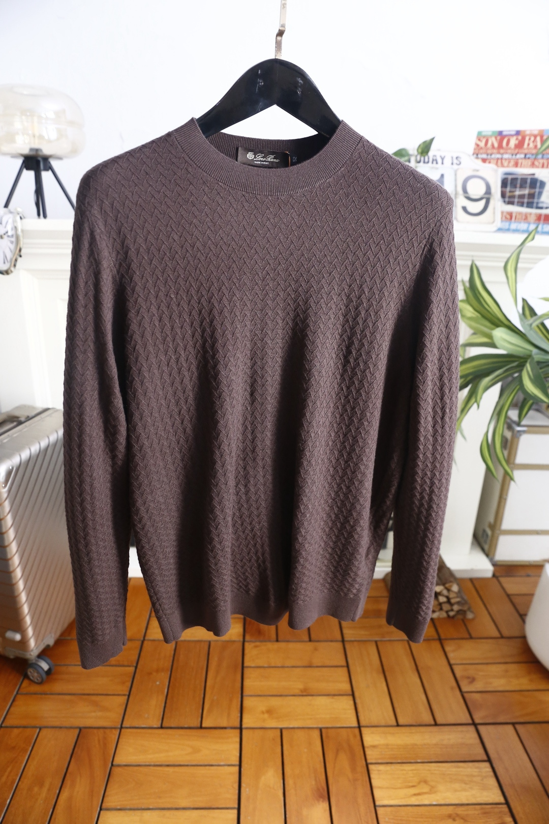 🔥Loro Piana. 26秋冬新款！时尚男士半高领针织衫，面料含绵羊毛，衣身精致立体菱格提花纹理，肌理层次饱满耐看。