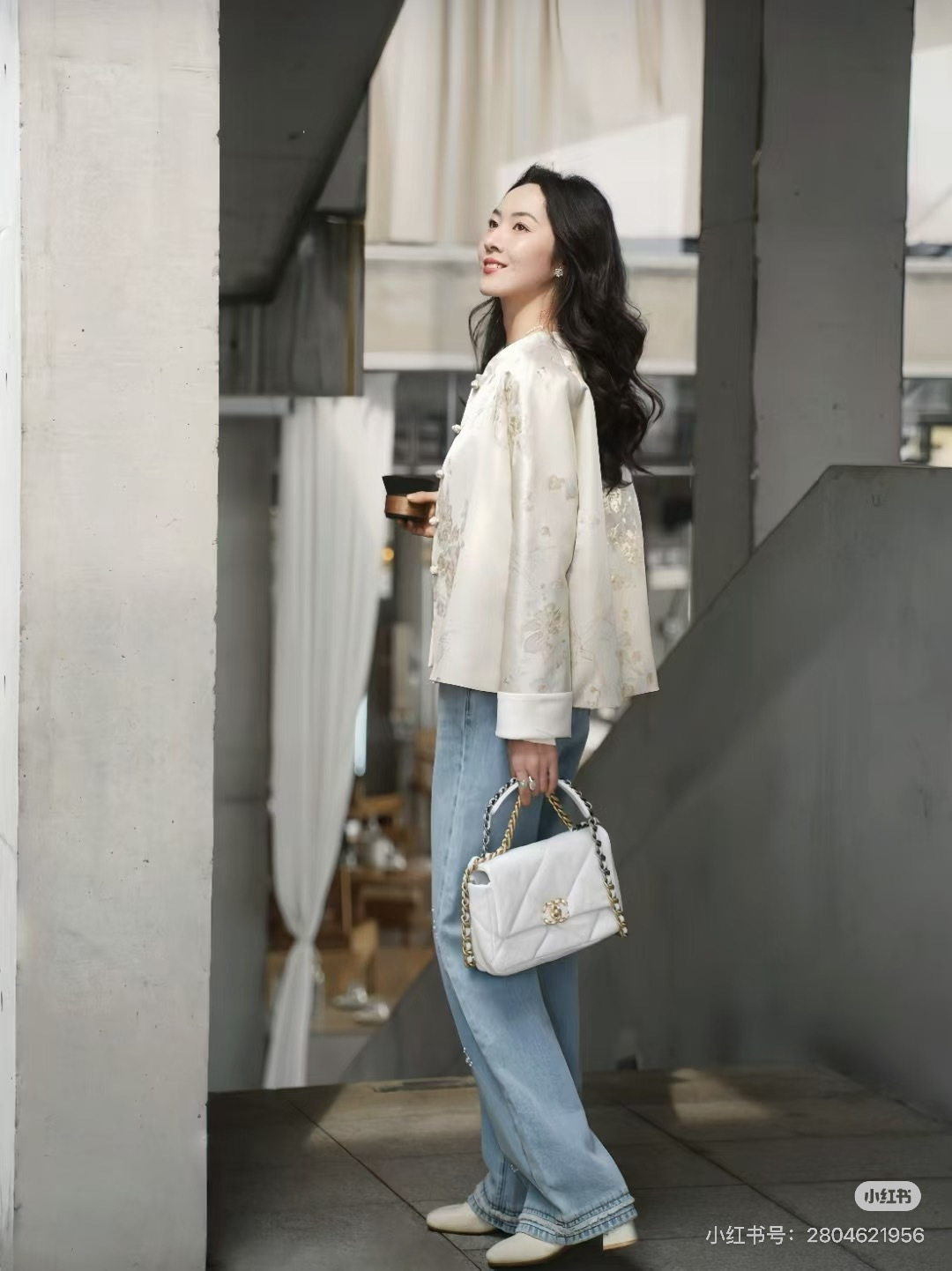 Chanel 19 Bag Black White shoulder
