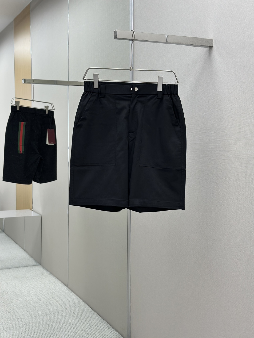 “Men’s High-Tech Rectangular Shorts: Perfect Shape, Comfortable for Aerobics and Outdoor Activities, Sizes M-XXXL” - 图片 1