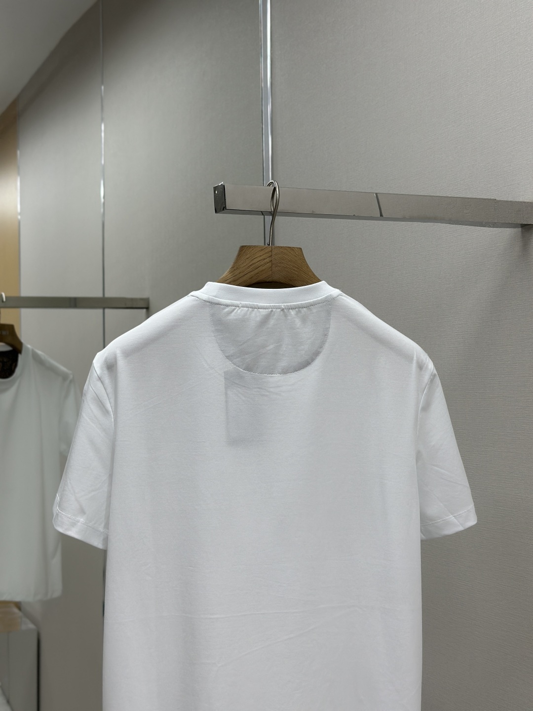 “ETRO 25SS T-Shirt: High-End Custom Design with Heavy Fabric and Invincible Quality” - 图片 8
