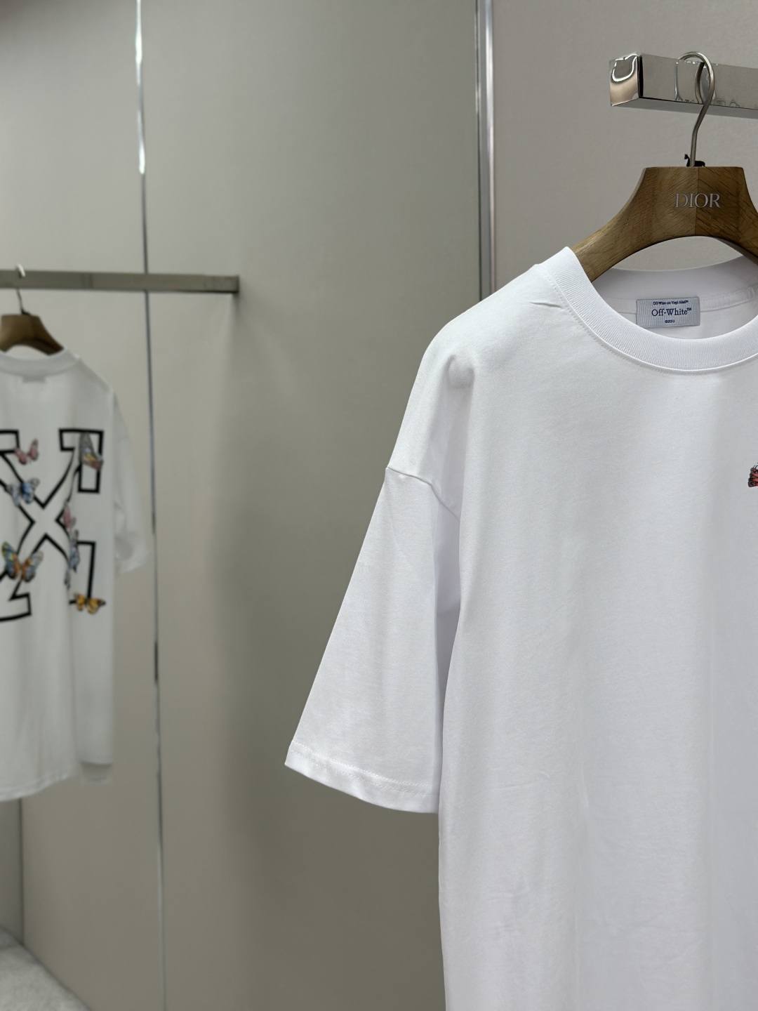 Off-White Oversized Short Sleeve T-Shirt - 25FW Collection - Black, Size S 6 cmp i1754494735186 1146 0 4