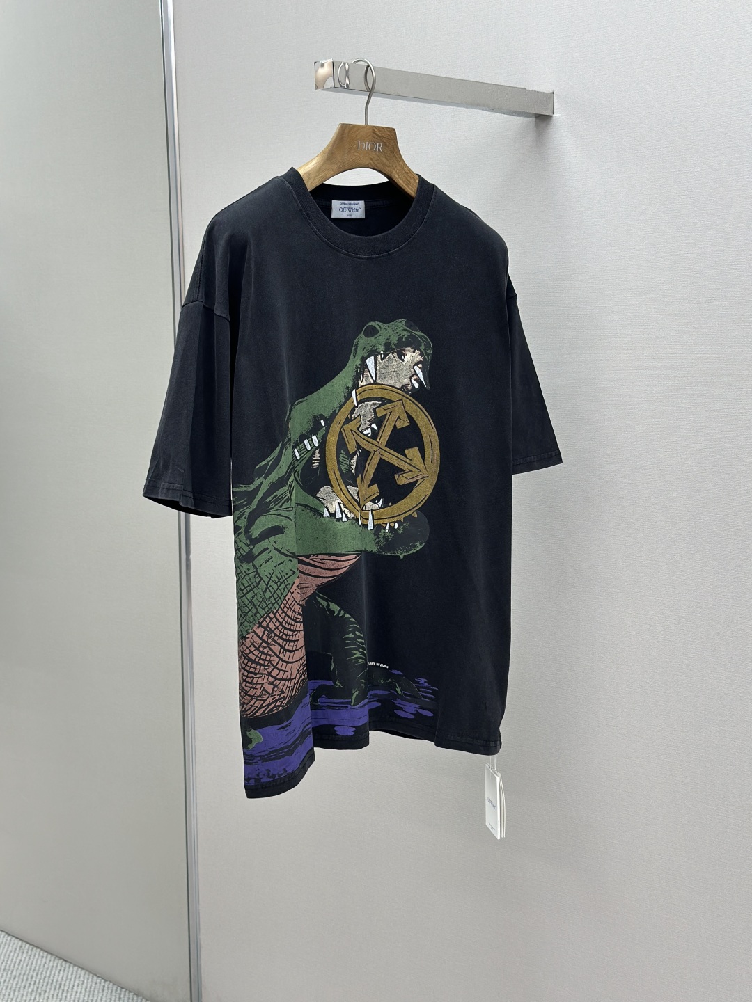 Off-White Washed Grey Oversized Short Sleeve Tee - 25FW Collection 4 cmp i1754494807162 209 0 2
