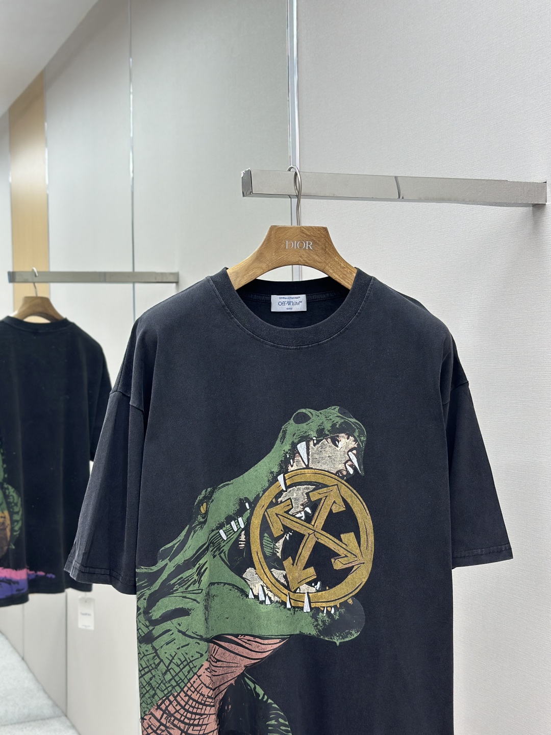 Off-White Washed Grey Oversized Short Sleeve Tee - 25FW Collection 5 cmp i1754494807172 2701 0 3