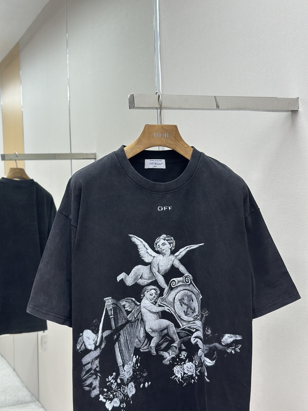 Off-White Washed Grey Oversized Short Sleeve Tee - 25FW Collection 5 cmp i1754494836320 4046 0 3
