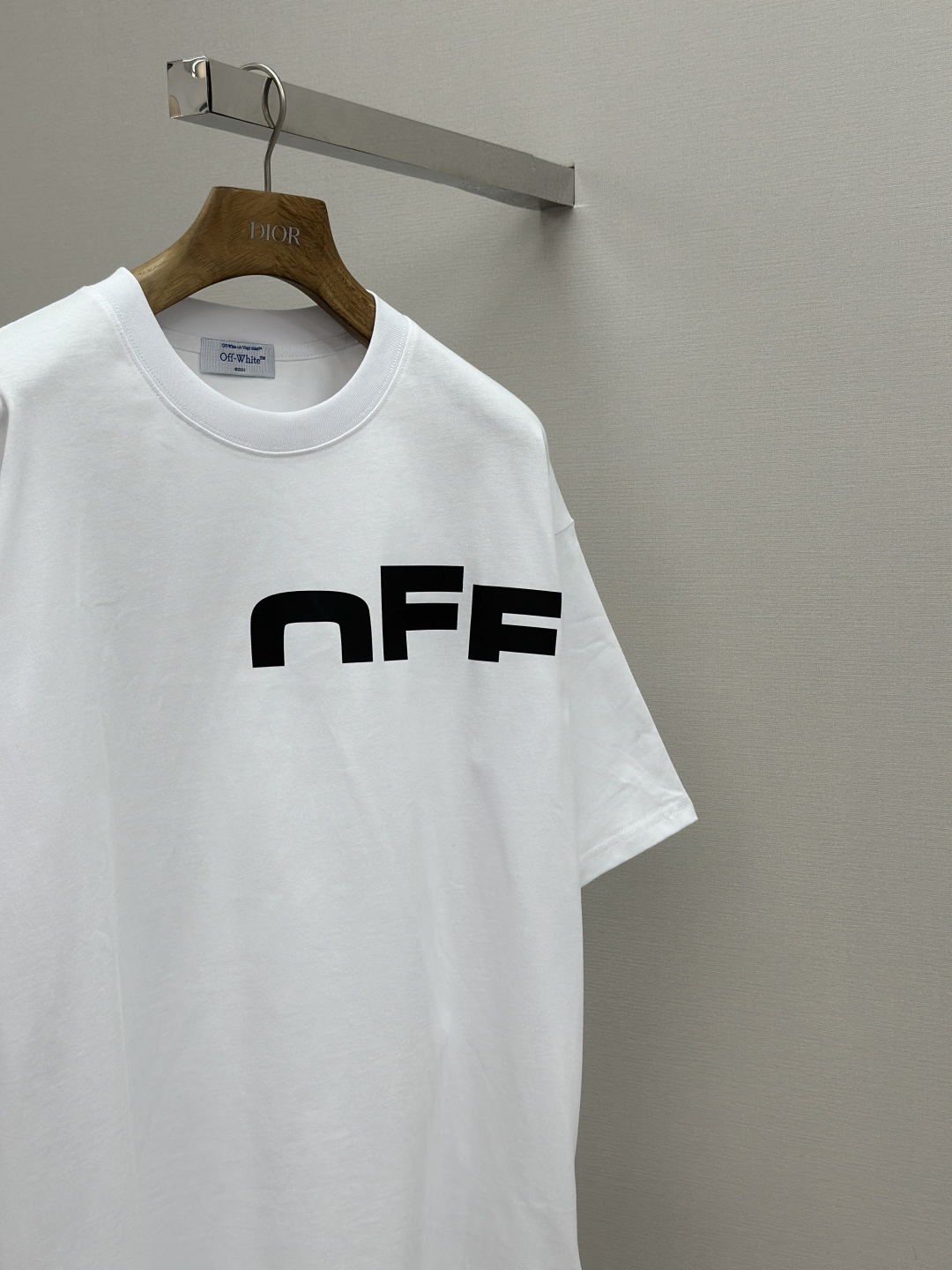 Off-White 25FW Oversize Short Sleeve T-Shirt - High-Quality Cotton 7 cmp i1754495000582 6396 0 5