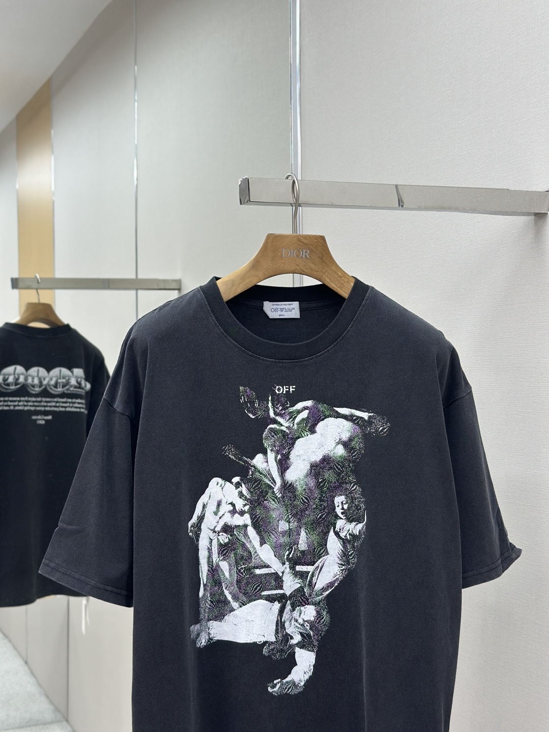 Off-White Washed Gray Oversized Short Sleeve T-Shirt - 25FW Collection 5 cmp i1754495132126 5060 0 3