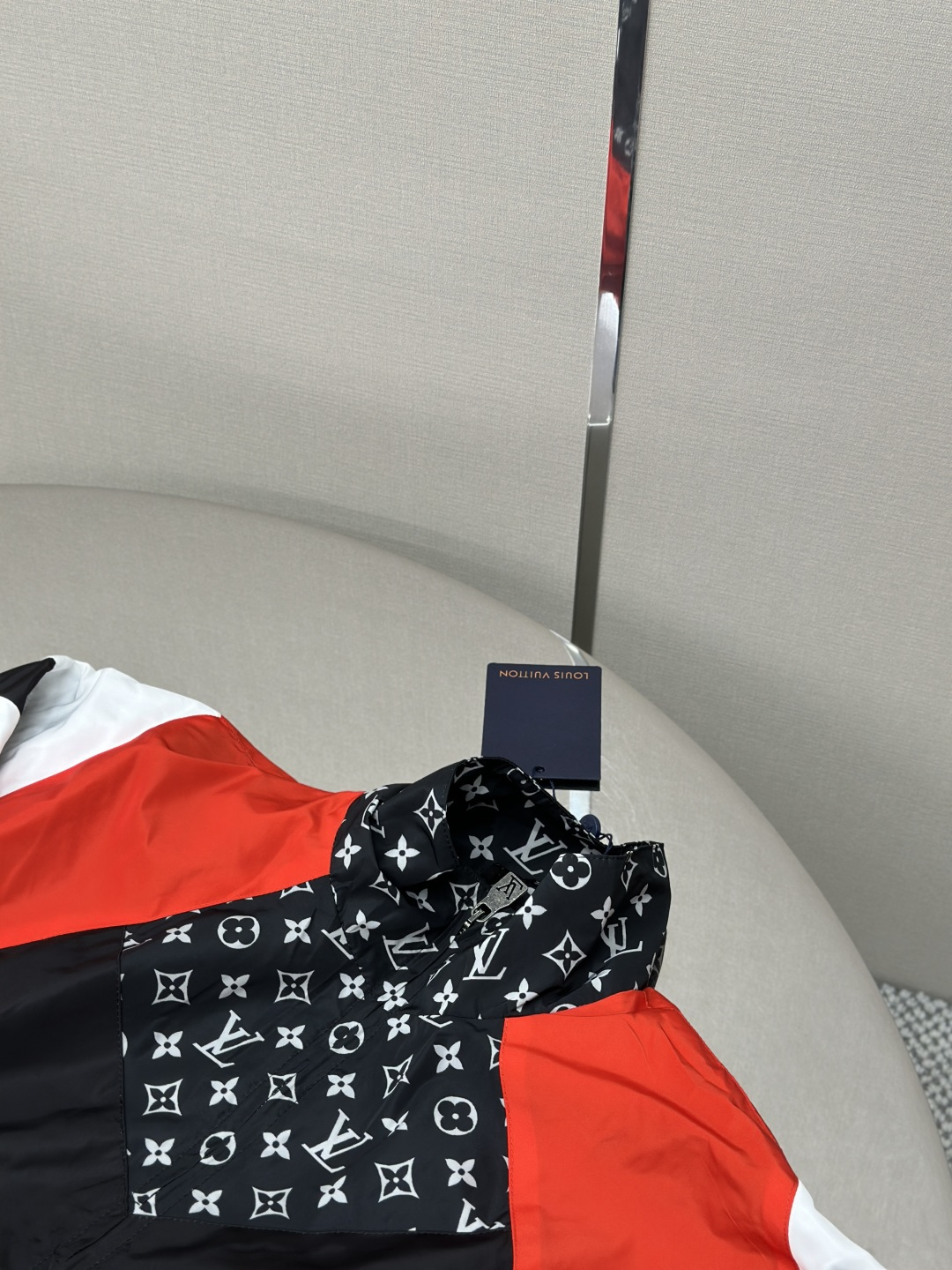 Alternative view of Louis Vuitton Jacket 07983