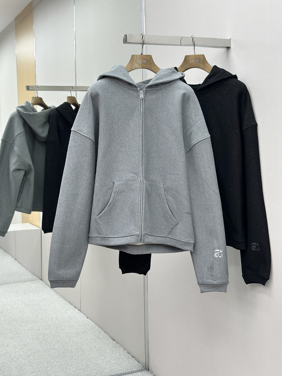 _dw-9sHsNVs8Vs5m6JhEhaeMvQ1n3FSk5ufMQW9A