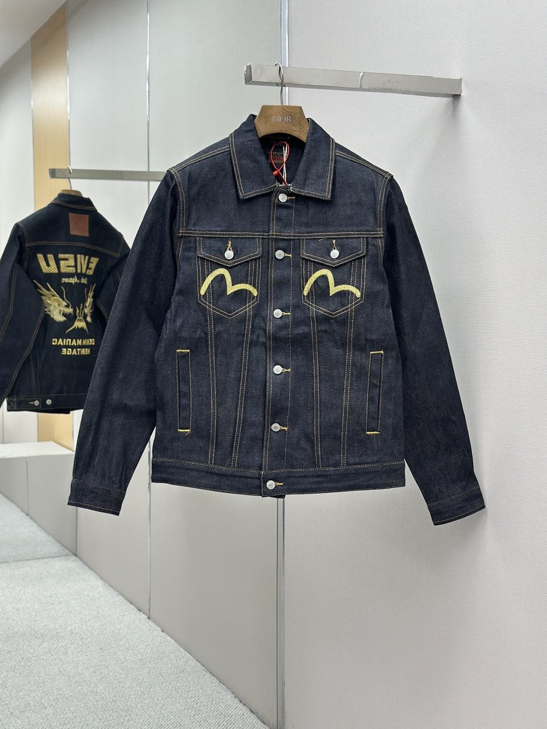 P270 Evisu Vaqueros con bordado de dragón dorado. Tejido vaquero personalizado de alta calidad con núcleo de algodón gr…