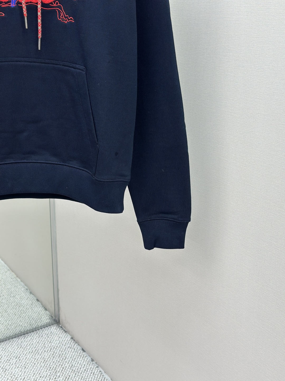 Burberry BBR 绒毛马刺绣连帽
