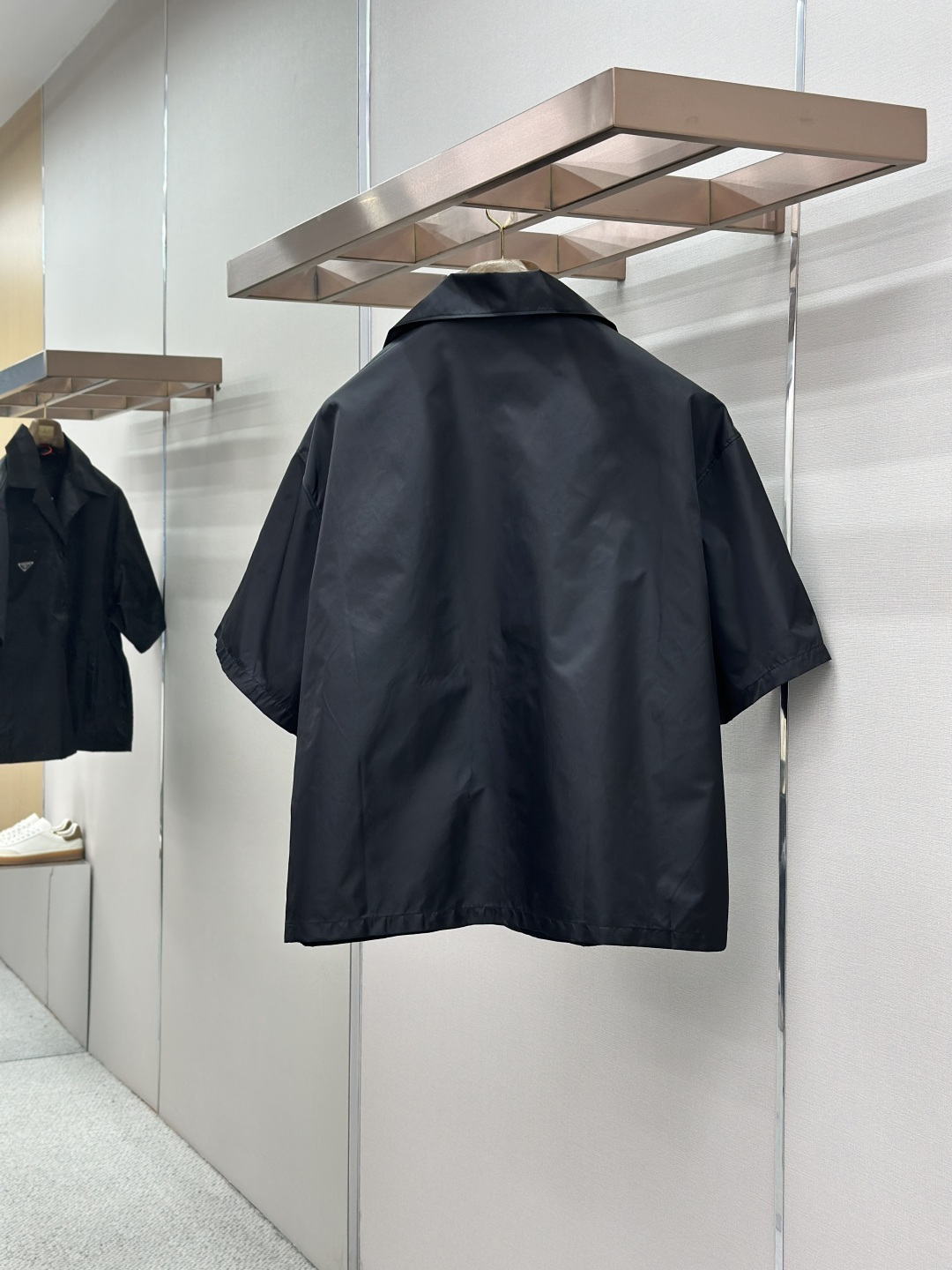 Prada Prada 三角标