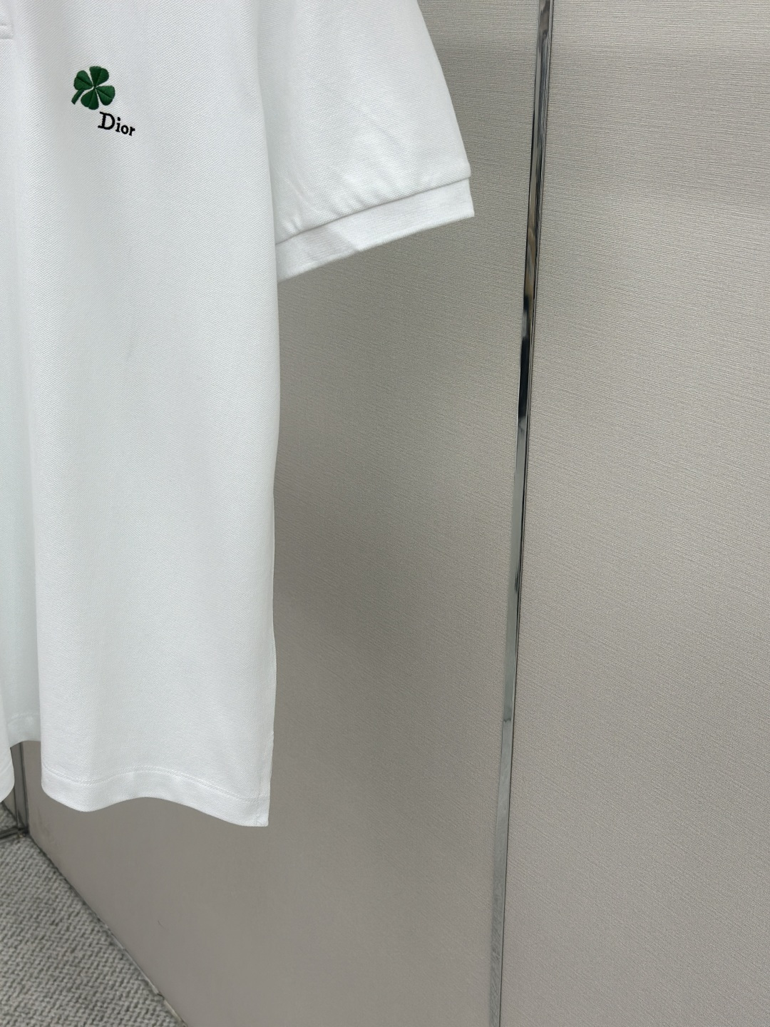 Dior DIOR 棉质四叶草刺绣珍珠贝母纽扣衫
