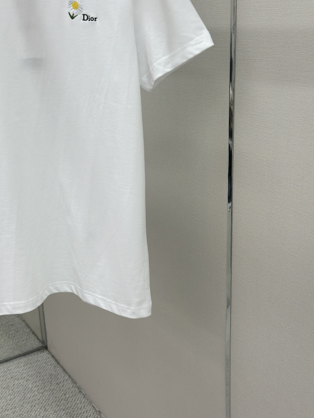 Dior Dior 棉质针织雏菊刺绣圆领短袖