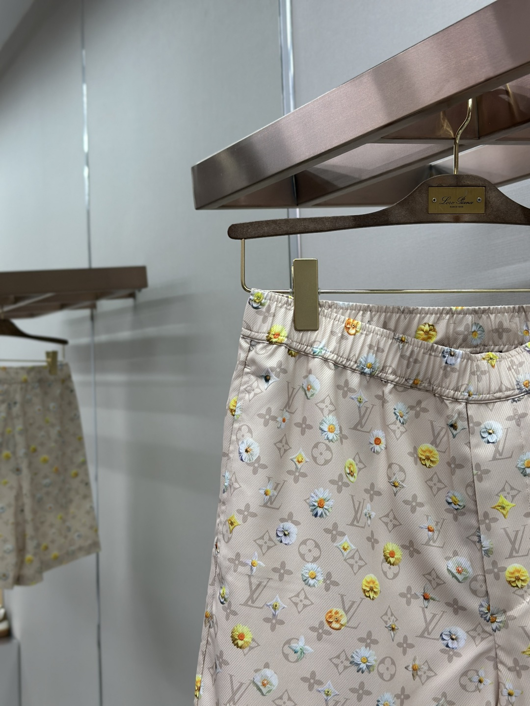 Louis Vuitton LOUIS VUITTON 路易威登 深棕雏菊Monogram桑蚕丝短裤