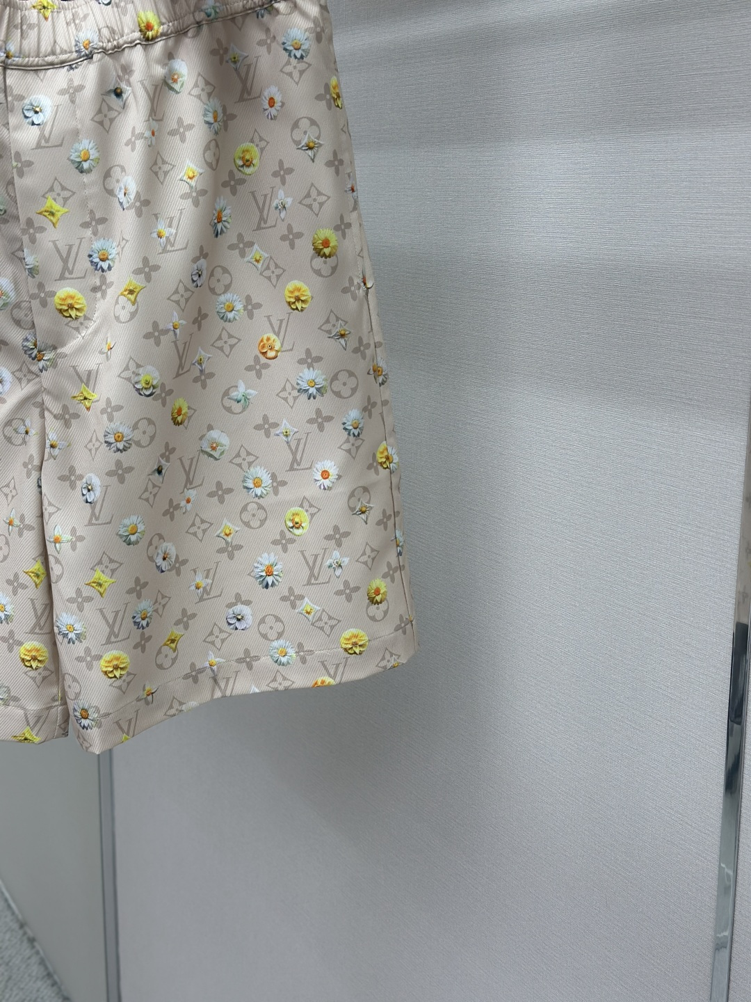 Louis Vuitton LOUIS VUITTON 路易威登 深棕雏菊Monogram桑蚕丝短裤