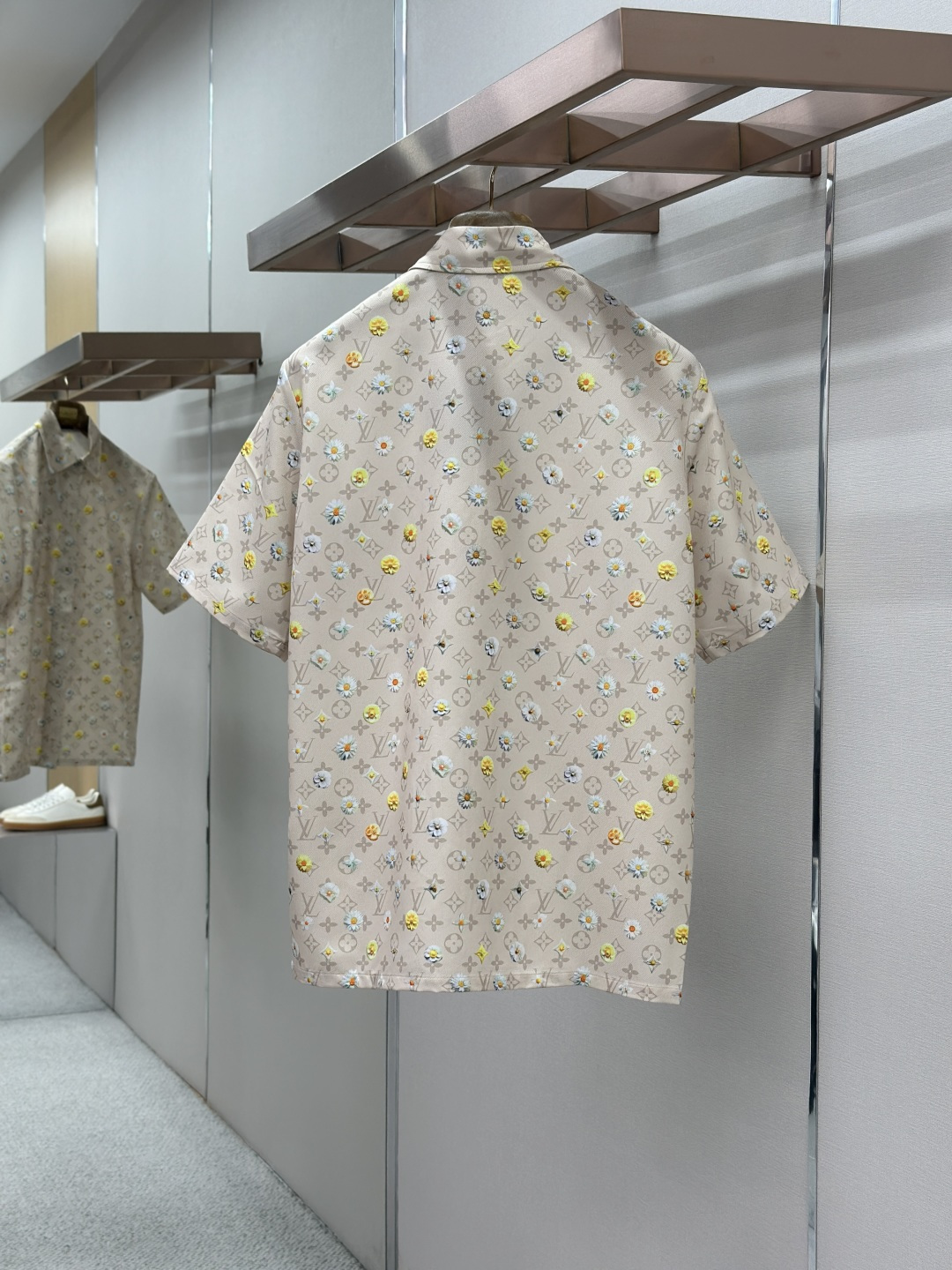 Louis Vuitton LOUIS VUITTON 路易威登 深棕雏菊Monogram桑蚕丝短袖衬衫