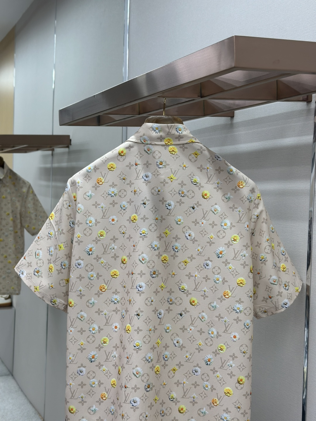 Louis Vuitton LOUIS VUITTON 路易威登 深棕雏菊Monogram桑蚕丝短袖衬衫