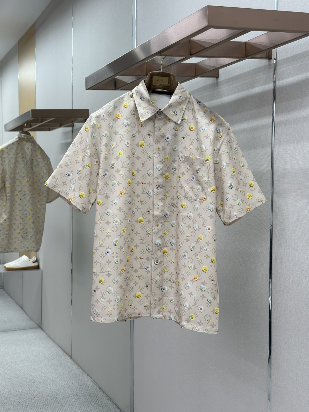 Louis Vuitton LOUIS VUITTON 路易威登 深棕雏菊Monogram桑蚕丝短袖衬衫