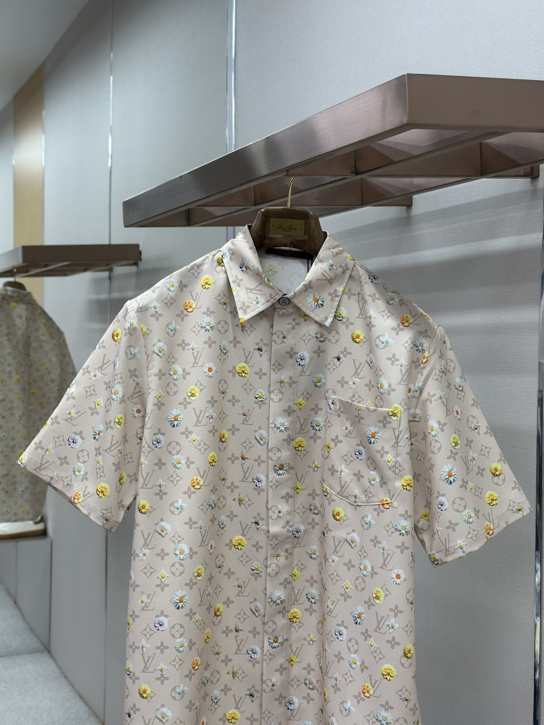 Louis Vuitton LOUIS VUITTON 路易威登 深棕雏菊Monogram桑蚕丝短袖衬衫