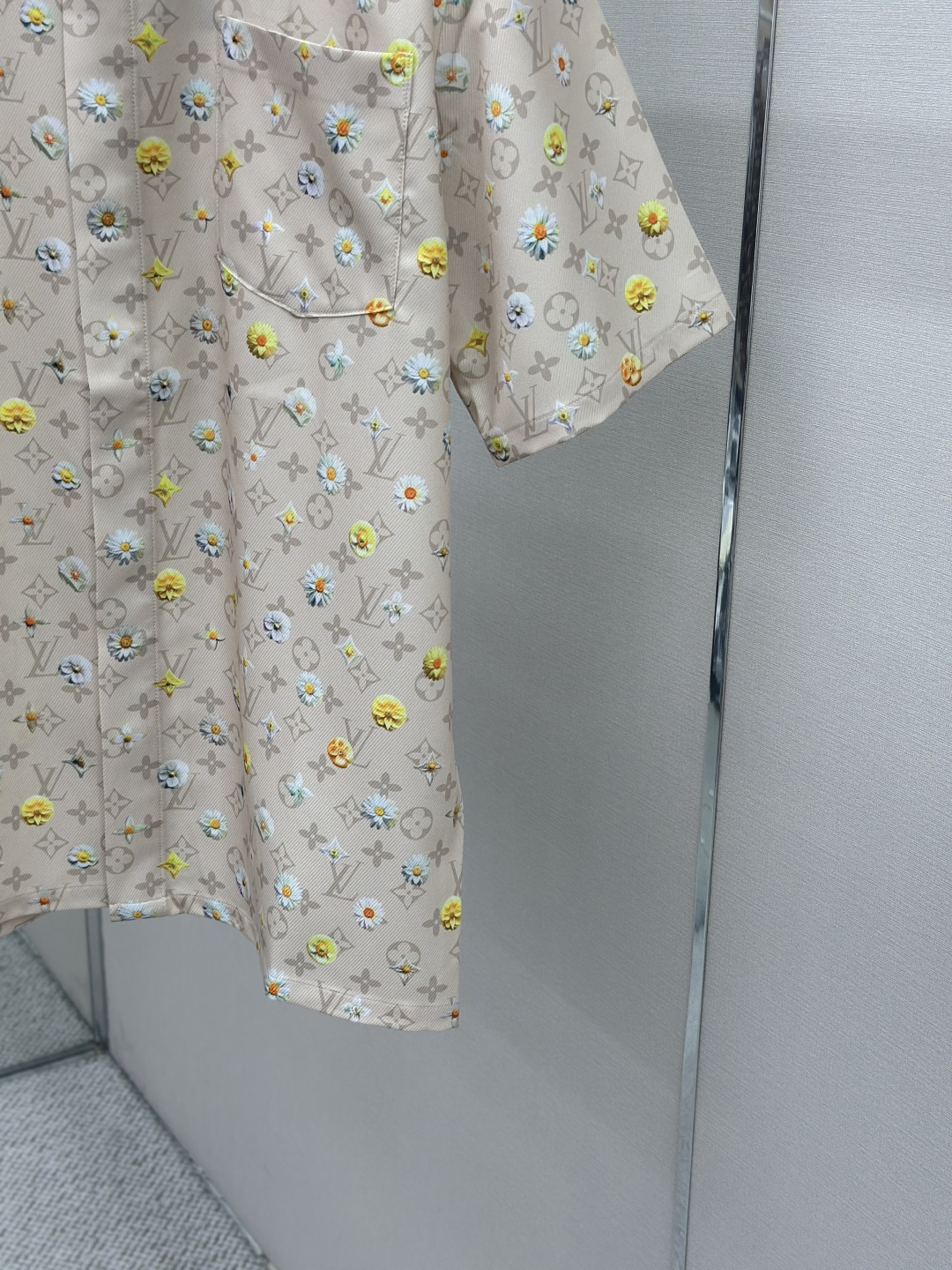 Louis Vuitton LOUIS VUITTON 路易威登 深棕雏菊Monogram桑蚕丝短袖衬衫